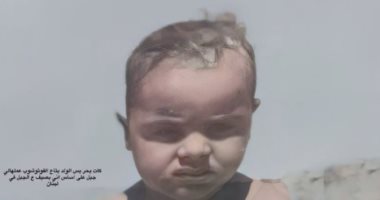 هنيدى يسخر من صورته طفلا: "أول طفل فى التاريخ نفسه يطلع مصارع ساموراى"