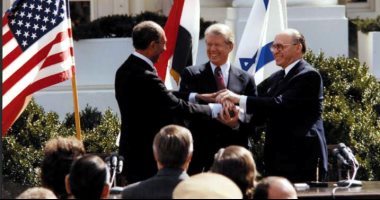 ثوابت فى العلاقات جمعت مصر وأمريكا منذ عام 1979.. بدأت باتفاقية "كامب ديفيد" مع إسرائيل.. مكافحة الهجرة غير الشرعية وأزمات اللاجئين أبرز محاورها.. والسنوات الأخيرة شهدت تكثيف التعاون لاجتثاث الإرهاب