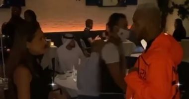 نيللى كريم ومحمد رمضان يكسران الأطباق داخل أحد المطاعم بدبي