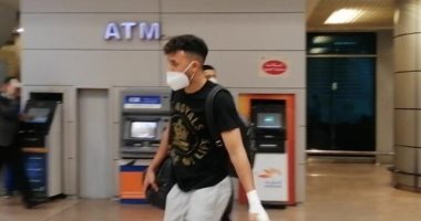 شاهد صور وصول تريزيجيه مطار القاهرة للانضمام للمنتخب قبل مواجهة توجو