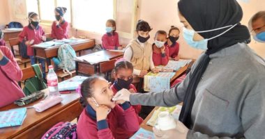 إستمرار الحملة القومية للقضاء على الديدان المعوية بمدارس البحر الأحمر
