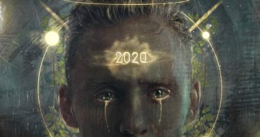 شاهد قارئ من كفر الشيخ يعبر عن رحيل 2020 بصور مميزة
