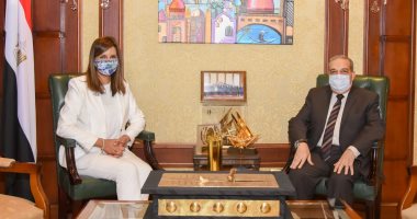 وزيرة الهجرة تستقبل وزير الإنتاج الحربي استعدادا لمؤتمر "مصر تستطيع بالصناعة"