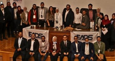 طلاب جامعة النهضة يحصدون المراكز الأولى بمسابقة أوائل طب الأسنان.. صور