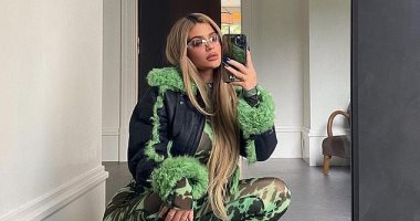كيلى جينر تستقبل الخريف بأناقة مذهلة من "Charlotte Knowles"