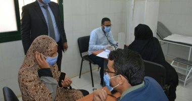 جامعة أسوان تنظم قافلة طبية لمدينة أسوان الجديدة.. صور