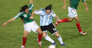 ميسي يقترب من تحطيم رقم ماسكيرانو القياسى