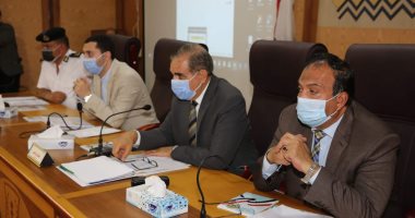 محافظ كفر الشيخ يخصص أراضى لإقامة مشروعات قومية