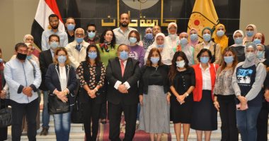 جامعة حلوان واللجنة الوطنية المصرية لليونسكو يبحثان دعم التوأمة بين مؤسسات التعليم العالى