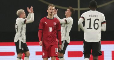 ألمانيا تتفوق على التشيك بهدف فى الشوط الأول.. فيديو