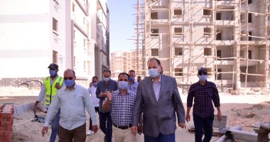 محافظ أسيوط يتفقد وحدات إسكان مشروع "سكن مصر" بمدينة ناصر الجديدة