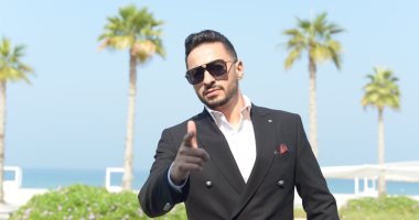 بلطجى كان بيتابعنى فى الأفراح.. أسرار من مشوار حمادة هلال الغنائى "فيديو"