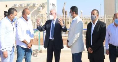 محافظ جنوب سيناء يشهد فعاليات بطولة الجمهورية للسباحة بالزعانف.. صور