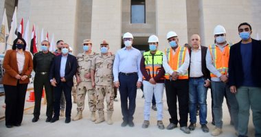 وزير السياحة والآثار يتفقد المبنى الإدارى الجديد للوزارة بالعاصمة الإدارية