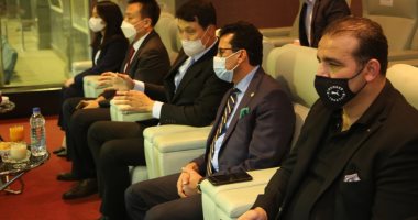 وزير الرياضة والسفير الكورى وعبد الله والعطار يحضرون مباراة المنتخب الأولمبى 