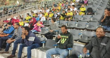 تواجد جماهيرى قليل فى مباراة المنتخب الأولمبى أمام كوريا الجنوبية.. صور