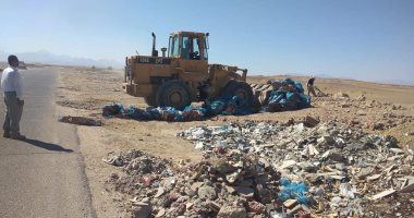 رفع 30 طن قمامة ومخلفات من شوارع حى شمال الغردقة