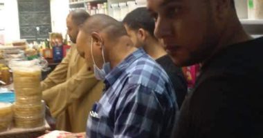 ضبط 6 منشآت غذائية غير مرخصة وإعدام أغذية غير صالحة بالمنيا