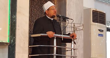 وزير الأوقاف ومحافظ الإسماعيلية يفتتحان توسعات المسجد الإسماعيلى.. صور