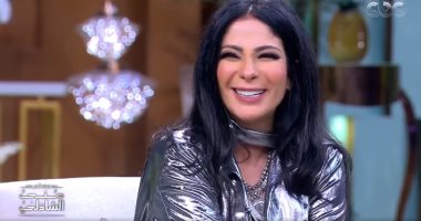 منى زكى: أحمد حلمى مش بيعرف يعمل أكل غير سد الحنك.. فيديو وصور
