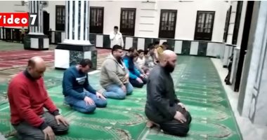 خناقة فى صلاة المغرب بالدقهلية.. وعلامات التباعد السبب