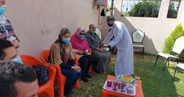 إجراء مسحات لـ70 من أقارب وجيران محمد صلاح المخالطين له فى زفاف شقيقه
