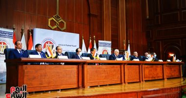 مفاجآت الجولة الأولى من المرحلة الثانية بانتخابات "النواب" بالقاهرة.. سمر فرج فودة تمثل المرأة فى الإعادة.. حلوان والجمالية والمنيل دوائر أسقطت جميع نوابها الحاليين.. والزاوية الحمراء والسلام تحتفظان بالنواب