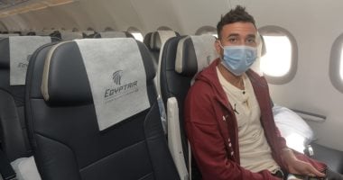شاهد بعثة المنتخب الوطنى داخل الطائرة متجهين إلى توجو.. صور