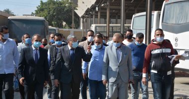 كيف ساهم مشروع النقل الجماعى فى المنيا فى حل أزمات المواطنين بالمدن ؟.. صور
