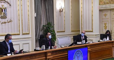 رئيس الوزراء يبحث مخطط تطوير المنطقة الفندقية خلف المتحف المصرى الكبير