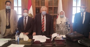رجائى عطية يستقبل أمين عام ووكيل نقابة الأطباء لبحث أوجه التعاون
