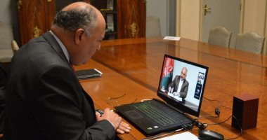 وزير الخارجية يبحث مع نظيره الأفغانى تطورات مفاوضات السلام الأفغانية