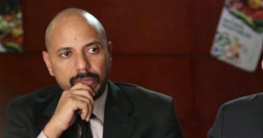 سيد عبدالخالق ابن رجل أعمال صعيدى فى "سقراط ونبيلة"