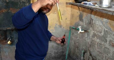 "مياه سوهاج" تستطلع آراء المواطنين بمركز البلينا حول جودة الخدمات المقدمة.. صور
