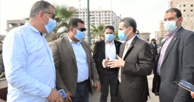 محافظ الغربية يتابع انتظام الحركة المرورية بشارع الجلاء فى طنطا.. صور