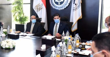 وزير الطيران المدنى يلتقى رئيس هيئة الاستثمار لبحث التعاون ودعم الاستثمارات