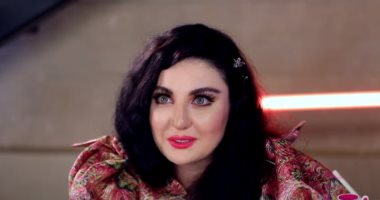 صوفينار: انفصلت عن زوجي بسبب حبه للستات وكان بيبص لغيرى