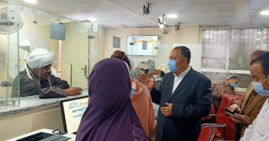 سكرتير مساعد أسيوط يتفقد المراكز التكنولوجية لمتابعة ملفات التصالح.. صور