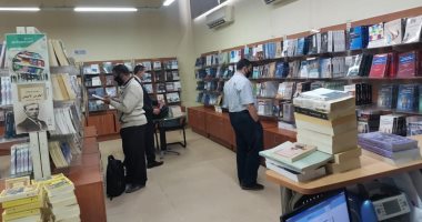 توافد القراء على معرض "القومى للترجمة للكتاب".. يضم كتبا بخصم 70%