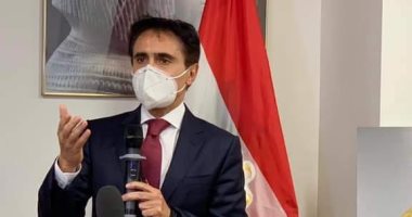 القنصل العام لمصر فى نيويورك يوقع بروتوكولا لاسترداد جدارية فرعونية