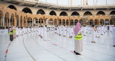 صلاة الاستسقاء بالمسجد الحرام وسط تطبيق إجراءات الوقاية من كورونا.. صور