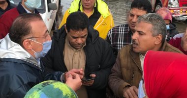 محافظ الاسكندرية يشدد على متابعة أعمال تصريف الأمطار وسيولة الحركة المرورية 