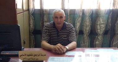 حكاية فقيدا العلم بكفر الشيخ.. جمعهما العمل وعش الزوجية والإصابة بكورونا ثم العزل وأخيرا الجنازة الواحدة.. تركا نجلهما وحيداً والمئات من أهالى قريتهما يودعونهما.. ووكيلة "التربية والتعليم" تتقدم بواجب العزاء