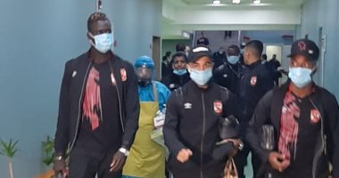 وصول الأهلى إلى برج العرب استعدادا لمواجهة أبو قير للأسمدة فى الكأس 