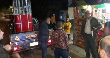 حى الدقى يرفع 143 إشغال طريق خلال حملة مسائية.. صور