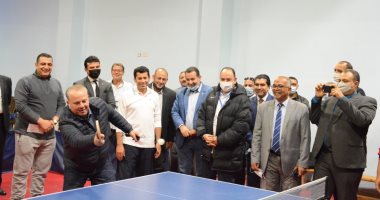 مبارة استعراضية فى تنس الطاولة تجمع وزيرا التعليم والرياضة مع شوقى غريب
