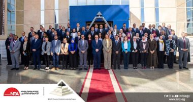 النائب العام يلتقى الدفعة الثالثة من البرنامج الرئاسى لتأهيل التنفيذيين للقيادة