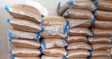 ضبط نصف طن مكرونه بمخزن مواد غذائية بدون تراخيص فى العاشر