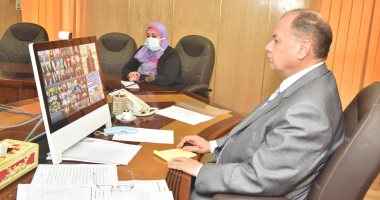 محافظ أسيوط يستعرض الاستعداد لموجة الطقس السيئ باجتماع مجلس المحافظين