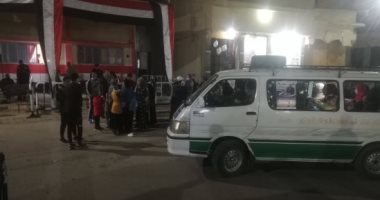 تزايد الإقبال على التصويت فى الساعات الأخيرة من أول أيام جولة الإعادة بالوادى الجديد.. صور